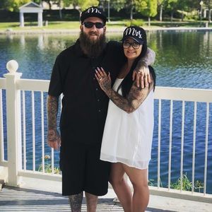 Meet your Posher, Clinton